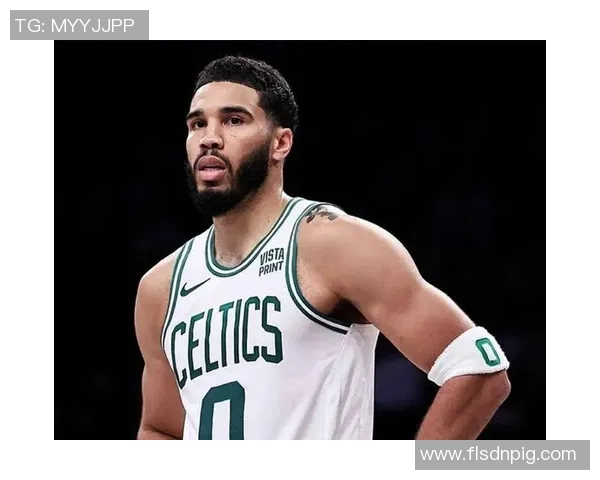 塔图姆赛后采访神反应引爆全场笑声 网友称其幽默感爆棚 塔图姆赛后采访神反应引爆全场笑声 网友称其幽默感爆棚